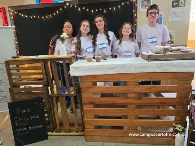 Feira do Empreendedorismo do ColÃ©gio Laranjeiras foi mais um sucesso em vendas e participaÃ§Ã£o